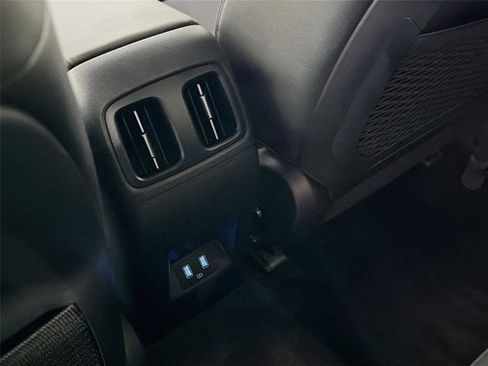 Certified 2024 Hyundai Tucson Limited FWD image 26
