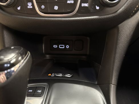 Used 2020 Chevrolet Equinox Premier image 49