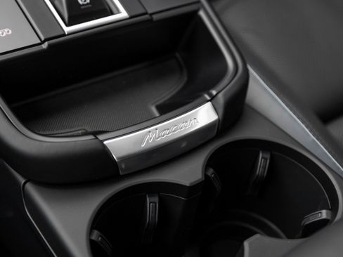 New 2026 Porsche Macan S image 27
