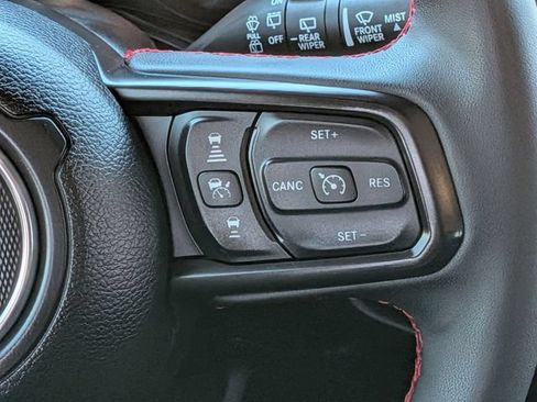 Used 2024 Jeep Wrangler Unlimited Rubicon AWD/4WD image 20