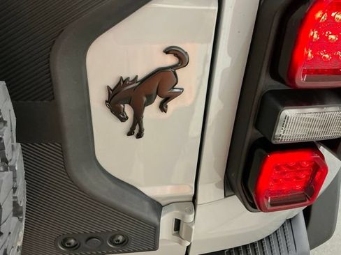 New 2026 Ford Bronco Raptor w/ Interior Carbon Fiber Pack AWD/4WD image 7