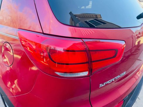 Used 2014 Kia Sportage LX image 7