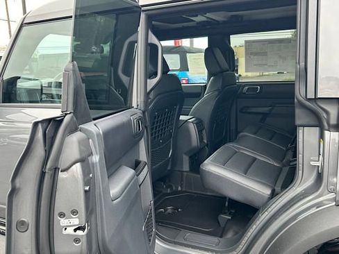 New 2025 Ford Bronco Badlands image 34