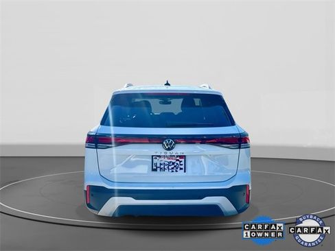 Certified 2025 Volkswagen Tiguan S image 4