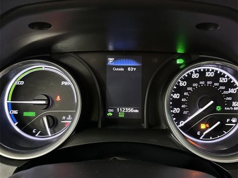 Used 2018 Toyota Camry LE image 18