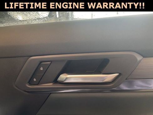 New 2026 GMC Terrain AT4 w/ Technology Package II image 38