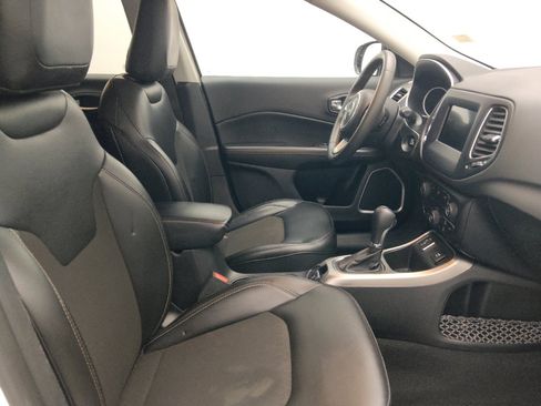 Used 2021 Jeep Compass Latitude FWD image 21