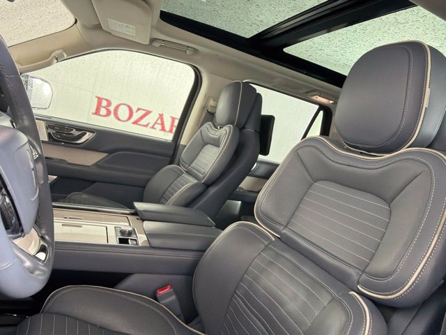 Used 2018 Lincoln Navigator Black Label AWD/4WD image 19