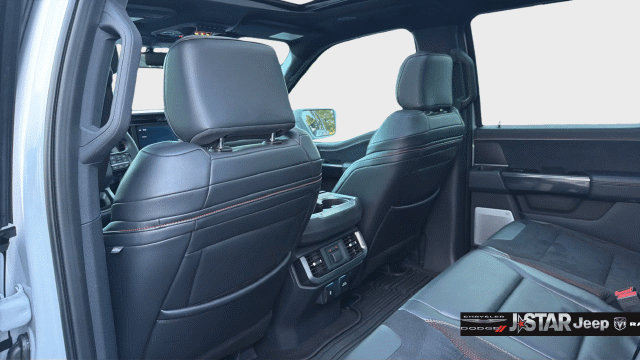 Used 2025 Ford F150 Raptor w/ Equipment Group 803A Raptor R AWD/4WD image 28