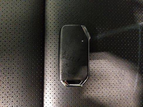 Used 2022 Kia Sportage EX image 32