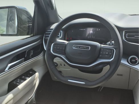 New 2026 Jeep Grand Wagoneer Limited AWD/4WD image 9