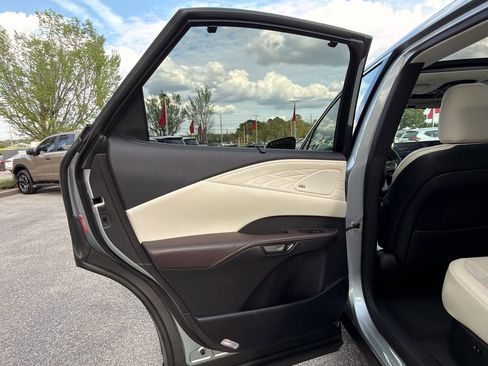 Used 2023 Lexus RX 350 FWD w/ Cold Area Package image 23