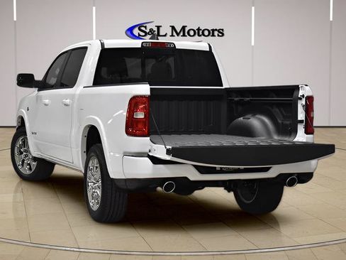 New 2026 RAM 1500 Big Horn AWD/4WD image 9