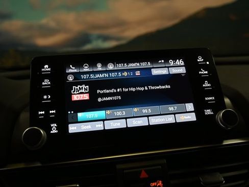 Used 2018 Honda Accord Touring image 36