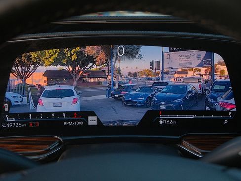 Used 2022 Cadillac Escalade ESV Luxury image 17