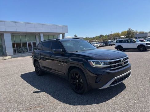 Used 2021 Volkswagen Atlas SE image 3