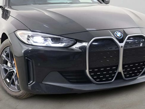Used 2023 BMW i4 eDrive35 w/ Premium Package RWD image 39