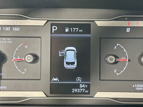 Used 2023 Hyundai Tucson SEL FWD image 12