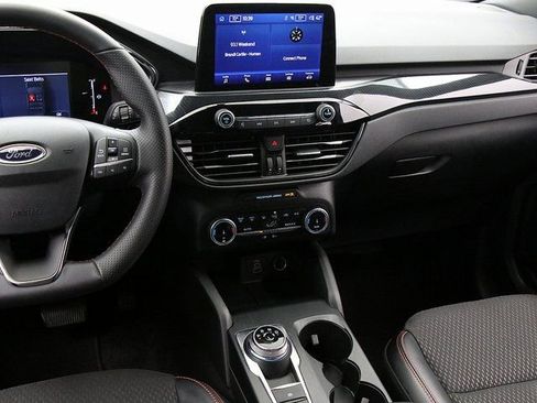 Used 2025 Ford Escape ST-Line image 22