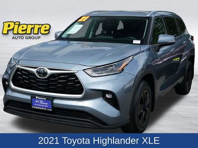 Used 2021 Toyota Highlander XLE