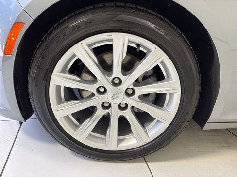 Used 2023 Cadillac CT5 Luxury RWD image 9