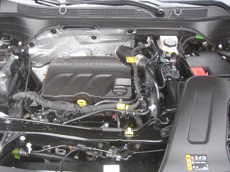 Used 2026 Chevrolet Trax RS w/ Sunroof Package FWD image 12