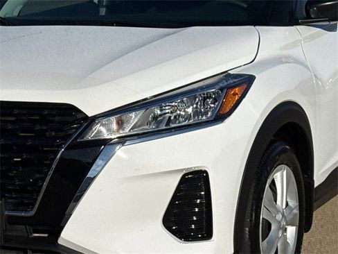 Certified 2023 Nissan Kicks S image 5