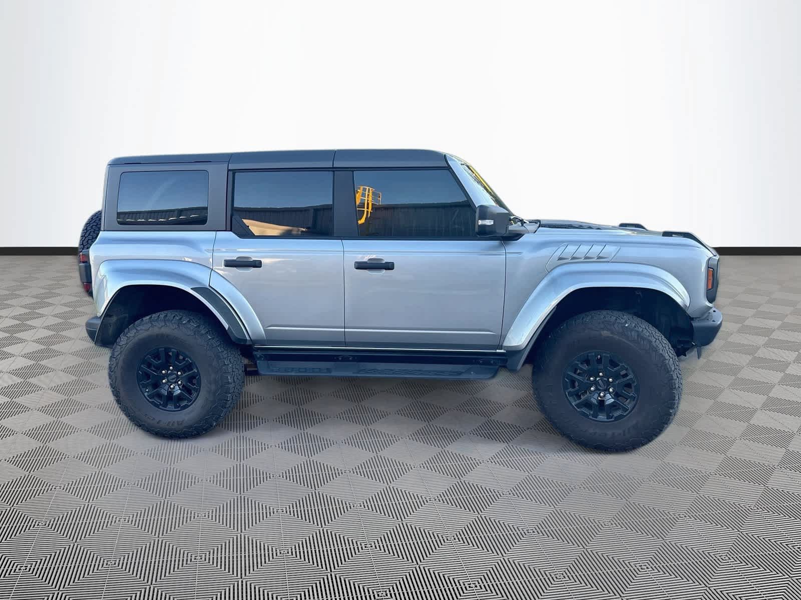 Used 2024 Ford Bronco Raptor AWD/4WD image 4