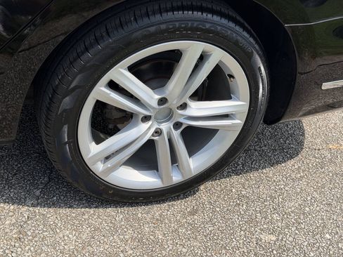 Used 2013 Volkswagen Passat TDI SE FWD image 29