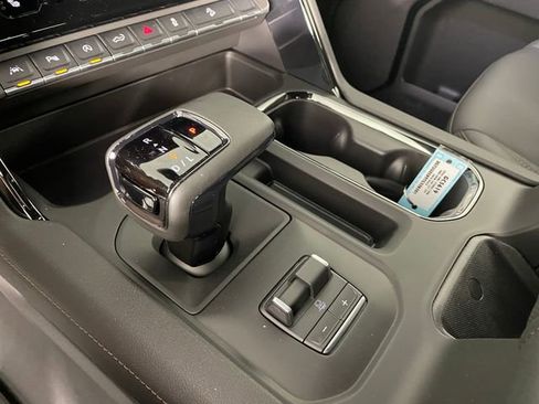 New 2026 GMC Sierra 1500 AT4 w/ AT4 Premium Package AWD/4WD image 7