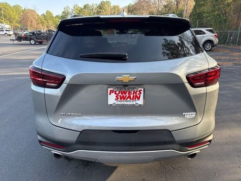 Used 2024 Chevrolet Blazer LT w/ Convenience Package image 3