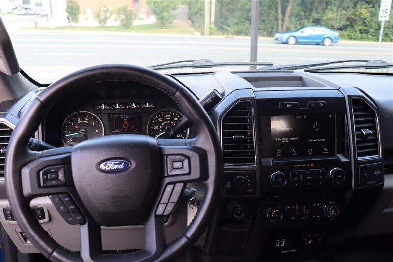 Used 2018 Ford F150 XLT w/ Equipment Group 302A Luxury AWD/4WD image 10
