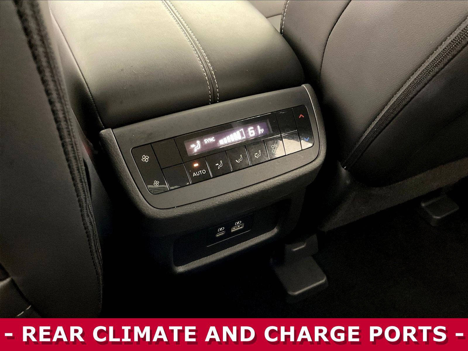 Certified 2025 Nissan Pathfinder SL FWD image 10