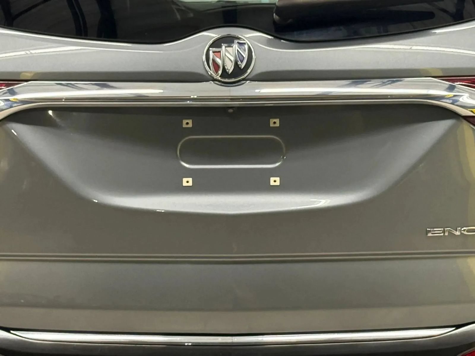 Used 2018 Buick Enclave Premium FWD image 11