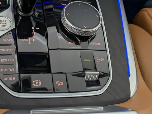 Certified 2022 BMW X7 xDrive40i w/ Premium Package image 26