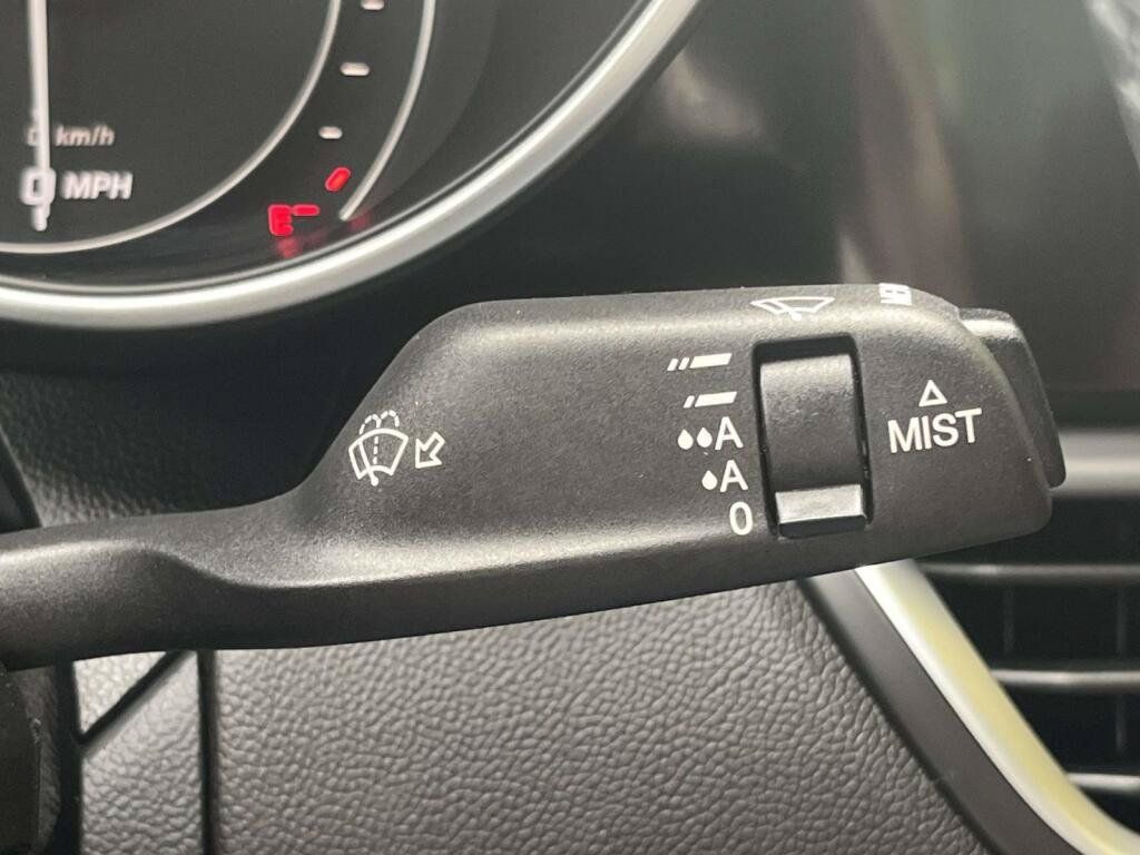 Used 2022 Alfa Romeo Giulia Ti w/ Active Assist Plus Package AWD/4WD image 34