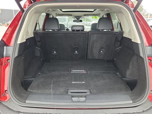 Used 2023 Nissan Rogue SL w/ SL Premium Package image 20
