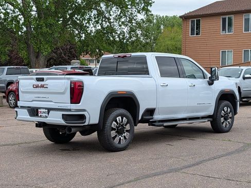New 2026 GMC Sierra 3500 Denali w/ Denali Reserve Package AWD/4WD image 17