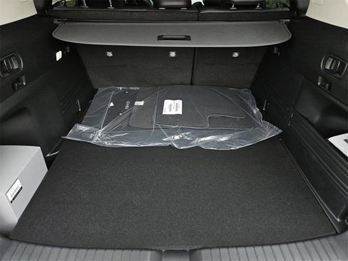 New 2026 MAZDA CX-50 AWD 2.5 Hybrid w/ Cargo Package image 9