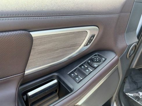 Certified 2025 Ford Expedition Max Platinum w/ Platinum Ultimate Package AWD/4WD image 52