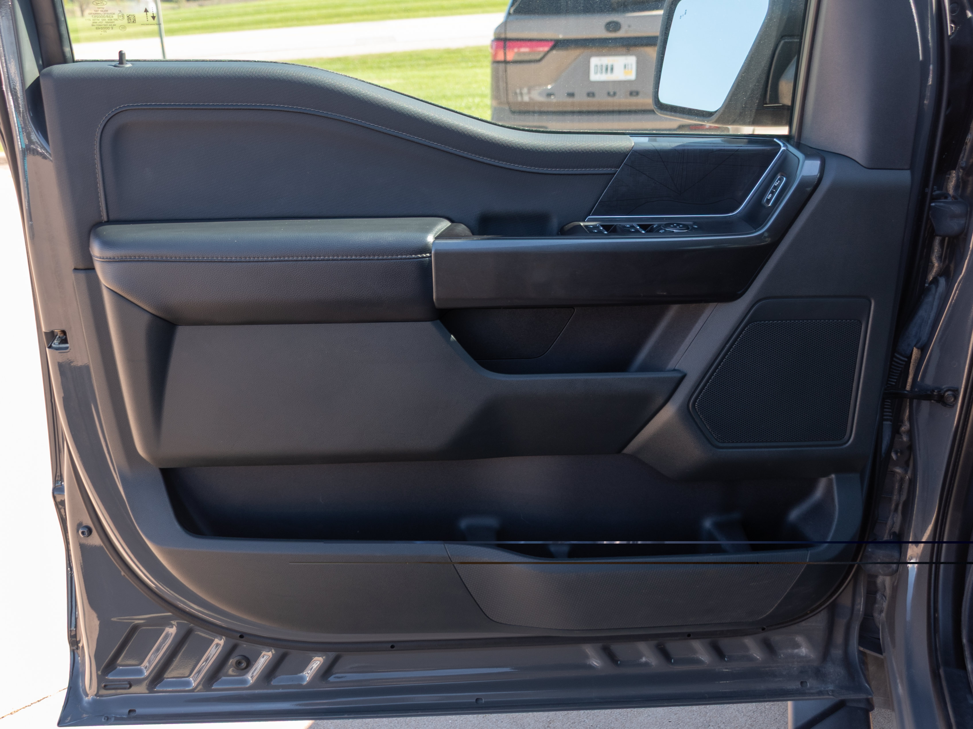 Used 2021 Ford F150 XLT w/ Equipment Group 302A High AWD/4WD image 9