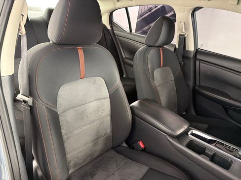 Used 2024 Nissan Sentra SR FWD image 24