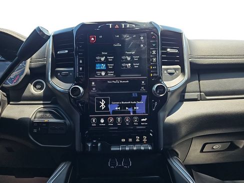 Used 2020 RAM 2500 Laramie w/ Night Edition AWD/4WD image 20