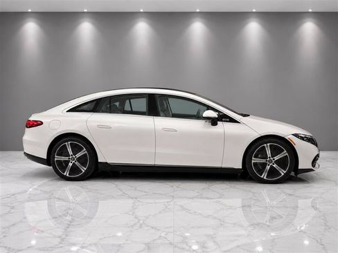 Used 2023 Mercedes-Benz EQS 450+ Sedan image 4