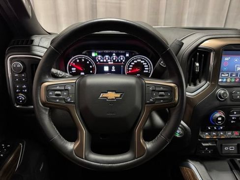 Used 2021 Chevrolet Silverado 1500 High Country w/ Technology Package AWD/4WD image 16
