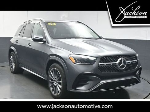 Used 2025 Mercedes-Benz GLE 350 4MATIC image 1