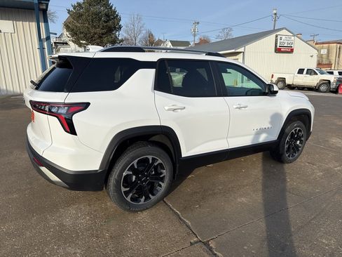 New 2026 Chevrolet Equinox LT w/ Convenience Package II image 4