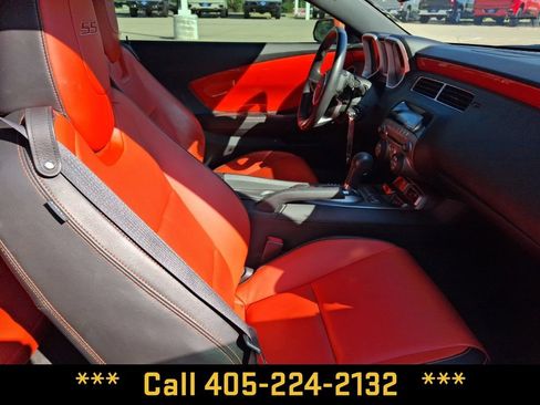 Used 2010 Chevrolet Camaro SS w/ LPO, Ground Effects Package RWD image 11