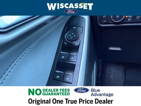 Certified 2022 Ford Explorer XLT w/ Equipment Group 202A image 23