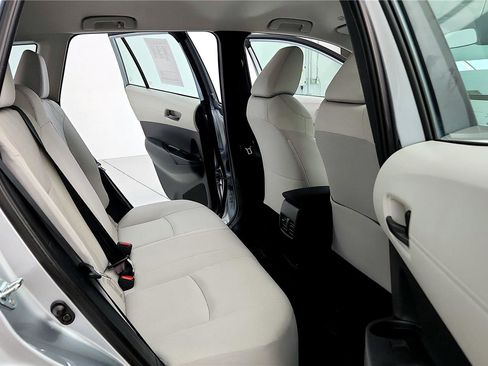 Certified 2023 Toyota Corolla Cross L image 30